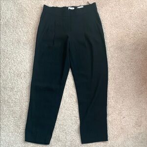 Aritzia Babaton Black Cropped/Ankle Pants
